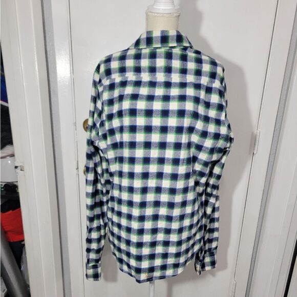 Hollister plaid flannel shirt - Picture 3 of 8
